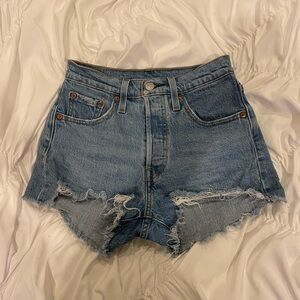 Levis 501 high rise shorts